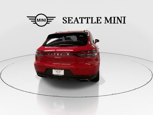 Used 2021 Porsche Macan AWD/4WD image 10