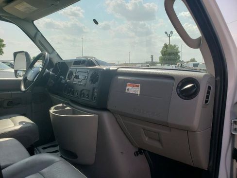 Used 2019 Ford E-350 and Econoline 350 Super Duty w/ Power Windows & Locks Group RWD image 12