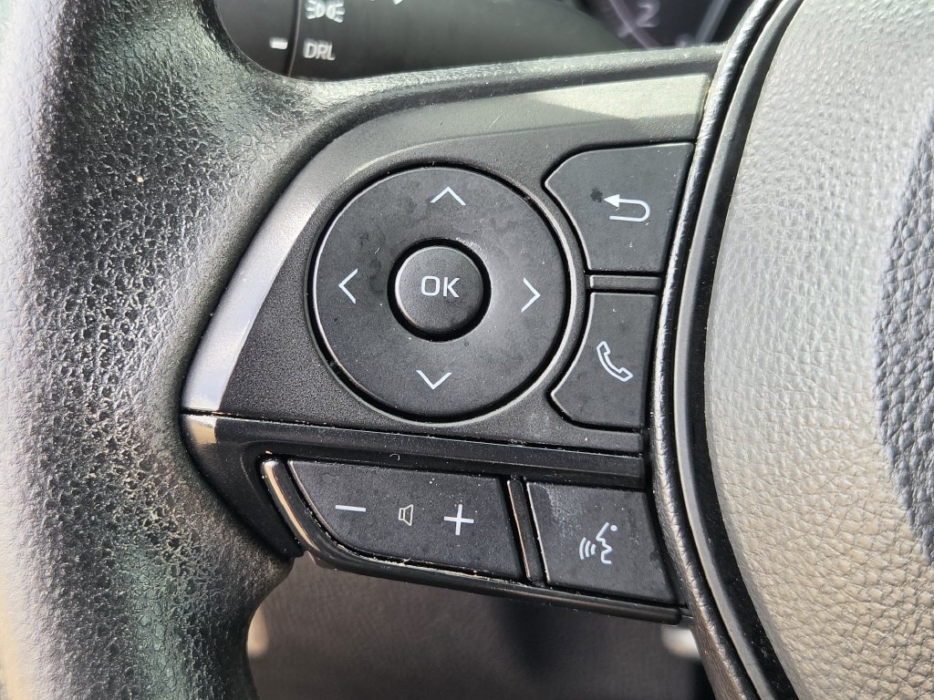 Used 2024 Toyota RAV4 LE AWD/4WD image 18