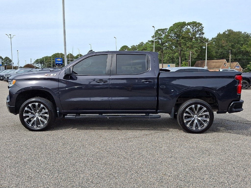 Used 2024 Chevrolet Silverado 1500 LT Trail Boss w/ Convenience Package II AWD/4WD image 8