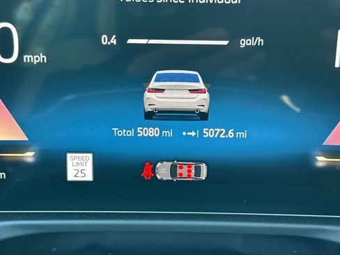 Used 2026 BMW 330i Sedan w/ Premium Package RWD image 24