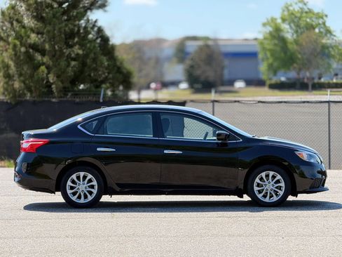 Used 2018 Nissan Sentra SV image 7