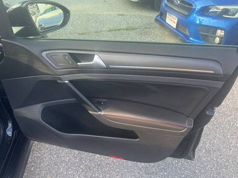 Used 2019 Volkswagen GTI SE w/ SE Experience Package FWD image 15