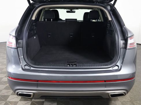 Used 2023 Lincoln Nautilus FWD w/ Premium Package image 19