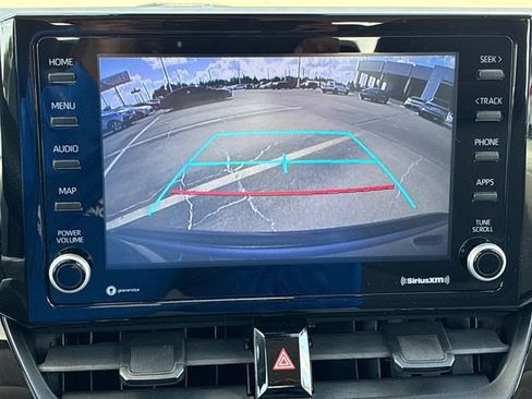 Used 2022 Toyota Corolla LE FWD image 18