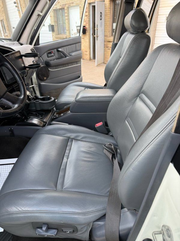 Used 1994 Toyota Land Cruiser AWD/4WD image 13