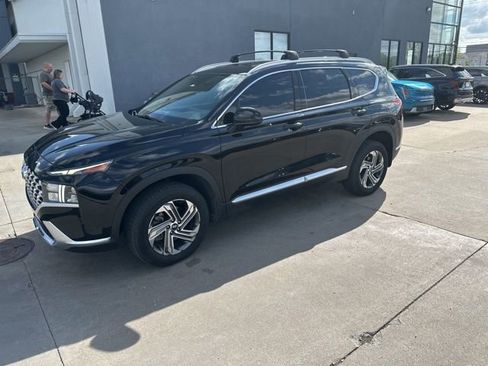 Used 2021 Hyundai Santa Fe SEL image 2