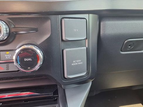 New 2026 Ford F250 Lariat w/ Black Appearance Package image 19