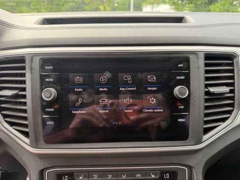 Used 2019 Volkswagen Atlas SE FWD image 22