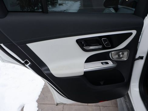 Certified 2025 Mercedes-Benz GLC 300 4MATIC image 15