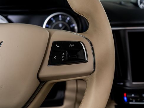 Used 2022 Maserati Levante GT image 49