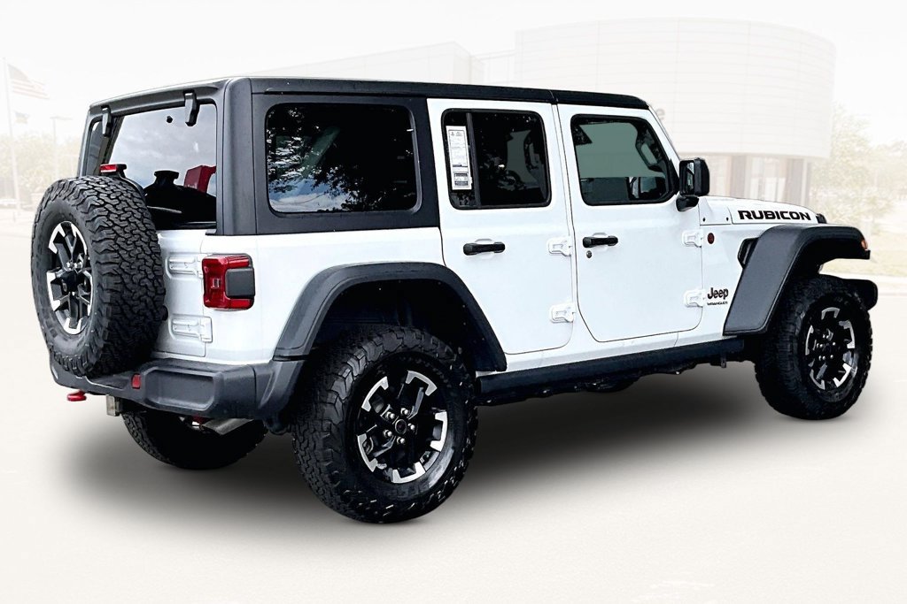 Used 2026 Jeep Wrangler Unlimited Rubicon AWD/4WD image 6