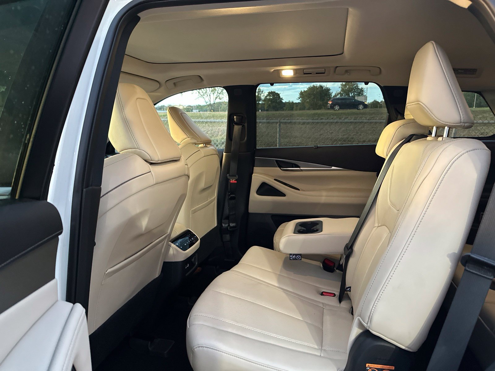 Used 2024 INFINITI QX60 Luxe FWD image 13