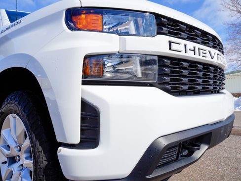 Used 2019 Chevrolet Silverado 1500 Custom w/ Custom Value Package image 23