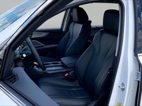 Used 2026 Acura MDX FWD w/ Technology Package image 8