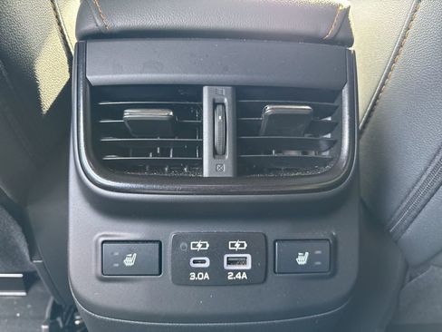 Used 2024 Subaru Outback Wilderness AWD/4WD image 11