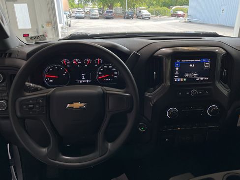 New 2026 Chevrolet Silverado 2500 Custom w/ Custom Value Package AWD/4WD image 15