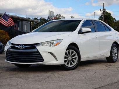 Used 2016 Toyota Camry LE