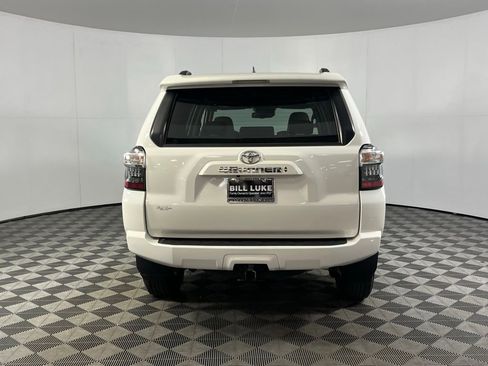 Used 2024 Toyota 4Runner SR5 AWD/4WD image 7