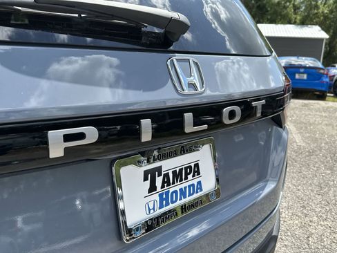New 2026 Honda Pilot EX-L image 8