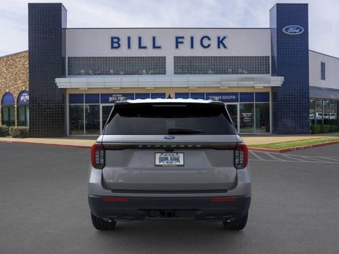 New 2026 Ford Explorer Active image 5