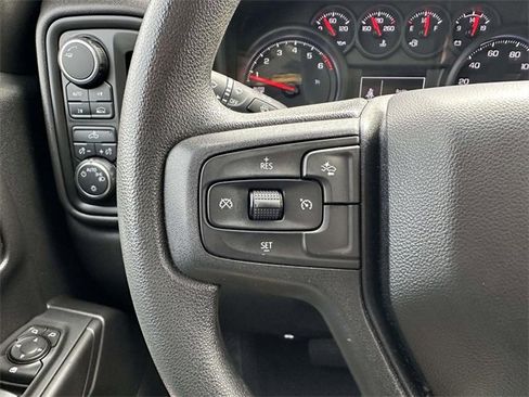 Used 2024 Chevrolet Silverado 1500 Custom image 14