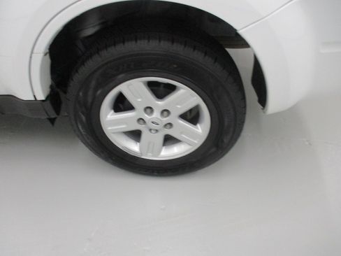 Used 2010 Ford Escape 4WD Hybrid image 18