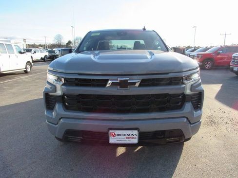 Used 2024 Chevrolet Silverado 1500 RST w/ LPO, Dark Essentials Package image 5