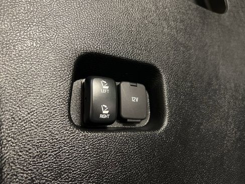 Used 2024 Ford Edge Titanium image 33