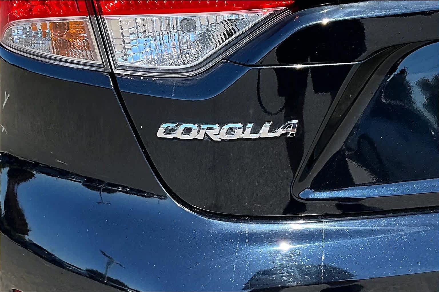 Certified 2023 Toyota Corolla LE FWD image 9