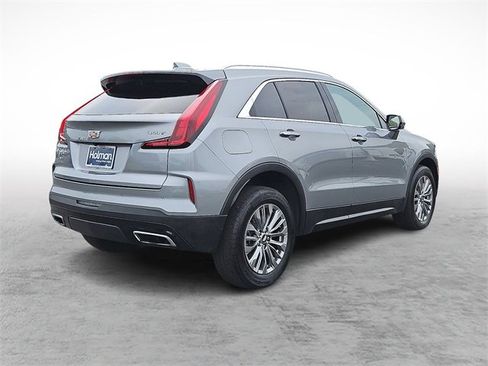 Used 2024 Cadillac XT4 Premium Luxury image 5