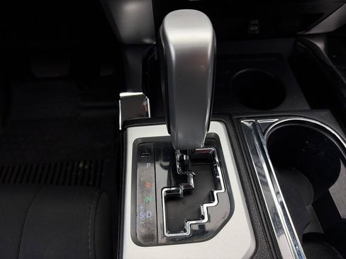 Used 2017 Toyota Tundra SR5 w/ TRD Off Road Package image 21