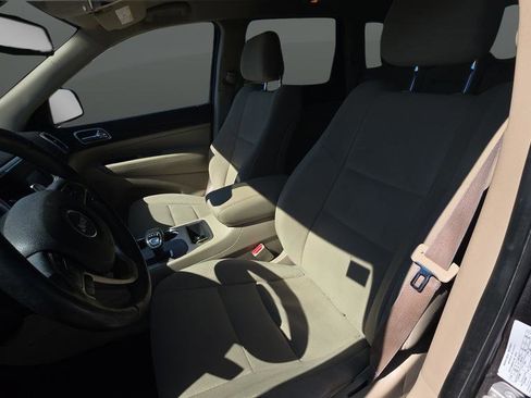 Used 2015 Jeep Grand Cherokee Laredo AWD/4WD image 10