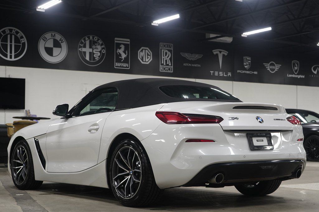 Used 2022 BMW Z4 sDrive30i w/ Driving Assistance Package RWD image 5