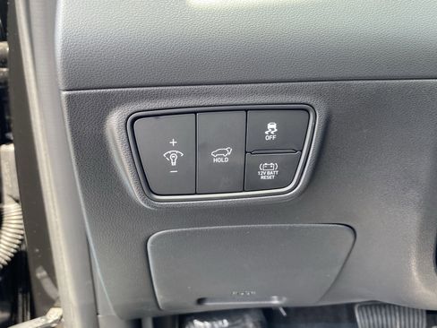 Used 2024 Hyundai Tucson Limited image 24