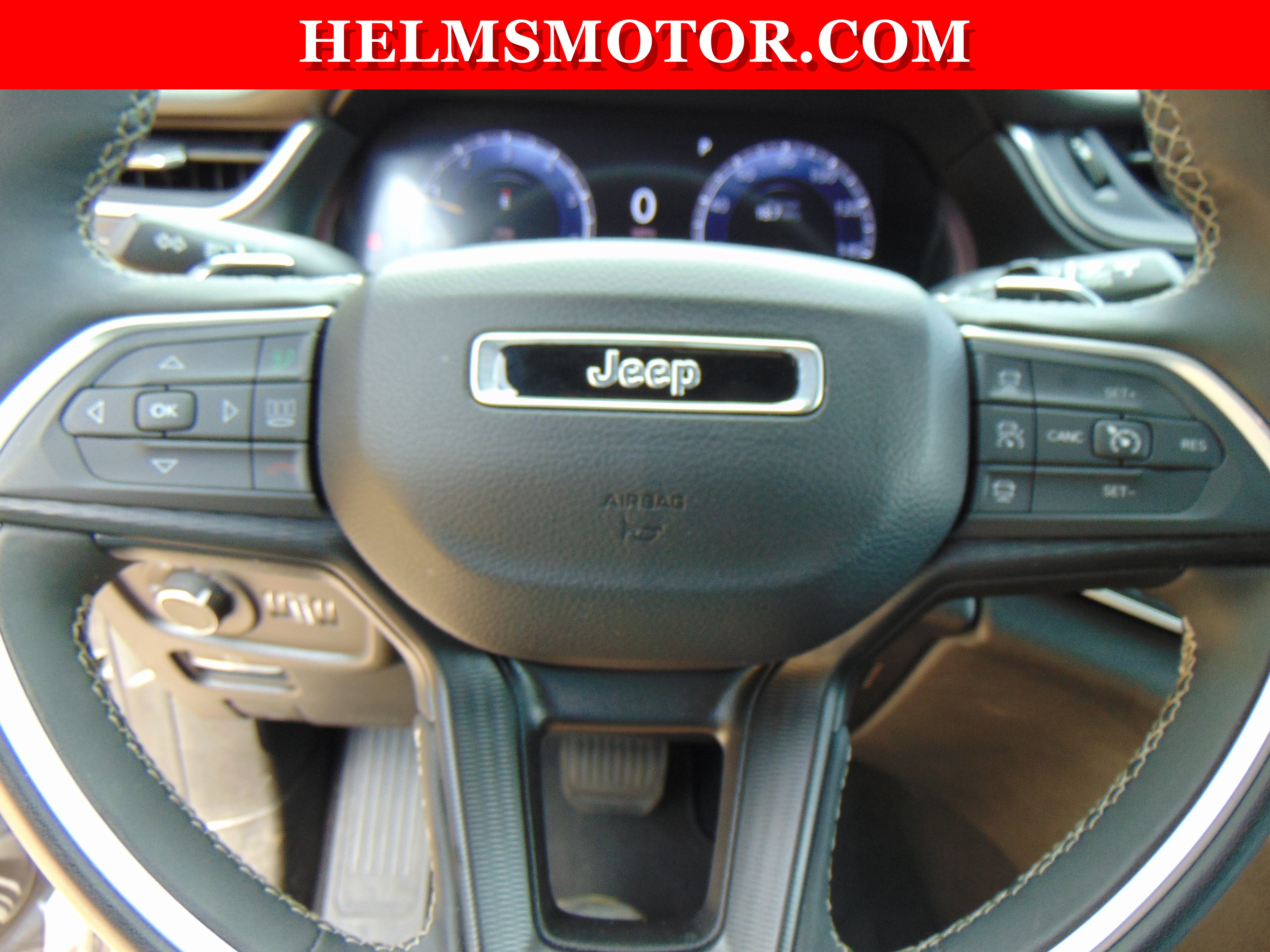 Certified 2024 Jeep Grand Cherokee Altitude RWD image 21