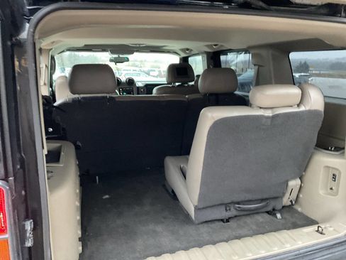 Used 2003 HUMMER H2 w/ Preferred Equipment Group image 10