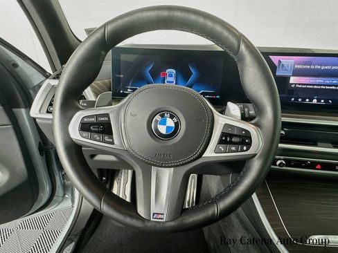 Used 2024 BMW X5 xDrive40i w/ M Sport Package AWD/4WD image 11