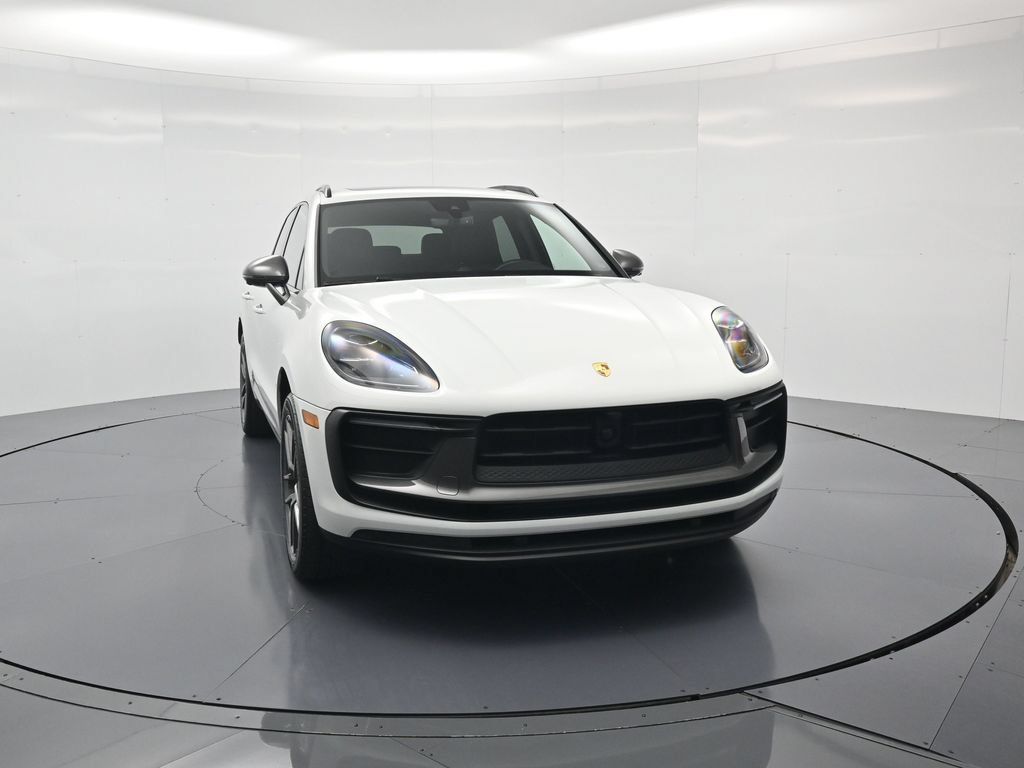 Certified 2024 Porsche Macan Turbo AWD/4WD image 45