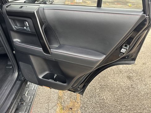 Used 2021 Toyota 4Runner TRD Off-Road Premium image 16