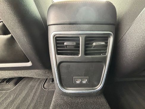 Used 2022 Dodge Charger Scat Pack w/ Harman/Kardon Audio Group image 19