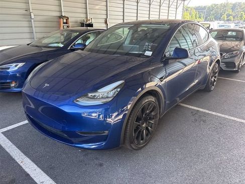 Used 2021 Tesla Model Y Long Range AWD/4WD image 1