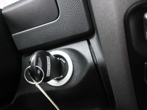 Used 2017 RAM 1500 Express image 21