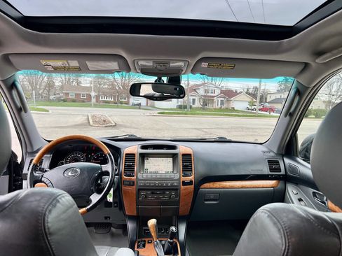 Used 2005 Lexus GX 470 image 16