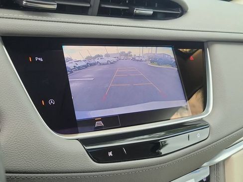 Certified 2024 Cadillac XT5 Premium Luxury FWD image 30