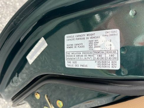 Used 2000 MAZDA MX-5 Miata RWD image 17