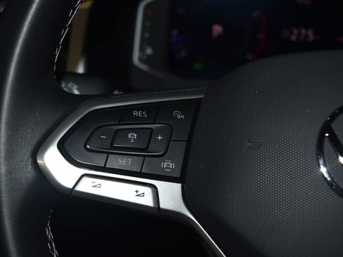 Used 2022 Volkswagen Atlas SE image 9