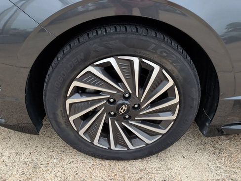 Used 2025 Hyundai Sonata SEL FWD image 39
