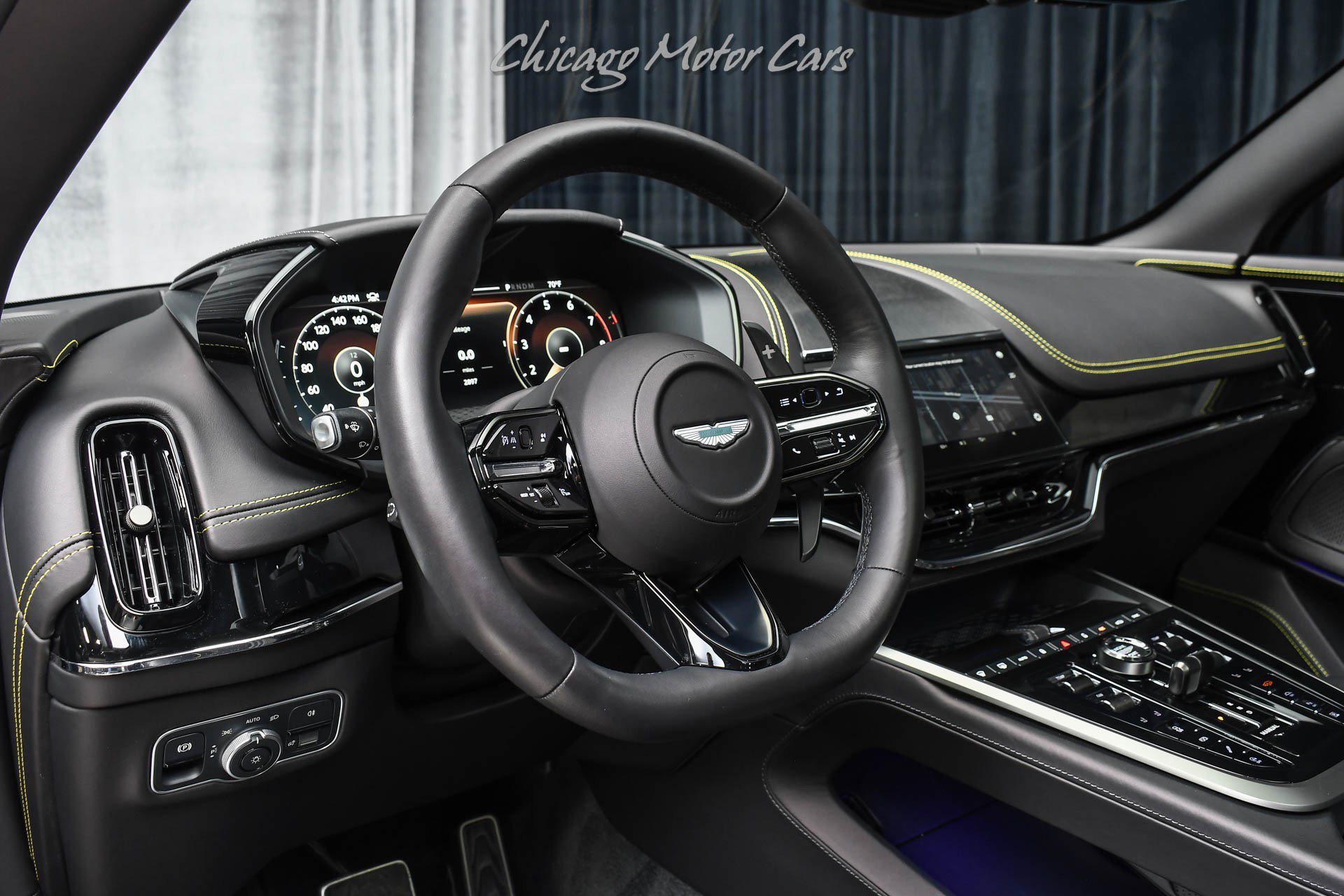 Used 2025 Aston Martin DBX 707 AWD/4WD image 8