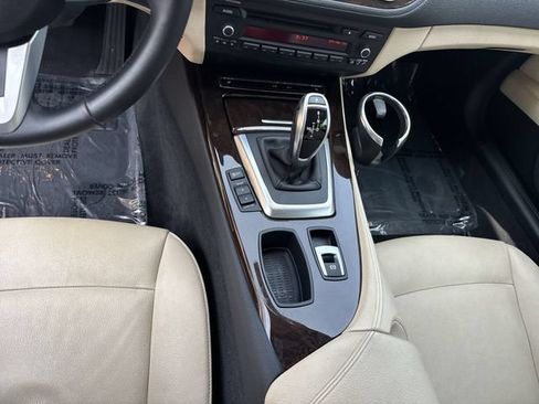Used 2013 BMW Z4 sDrive28i RWD image 19